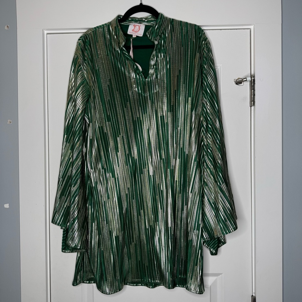 VICTORIA DUNN Violetta Mini in Opulent Emerald Metallic NWT Size XS